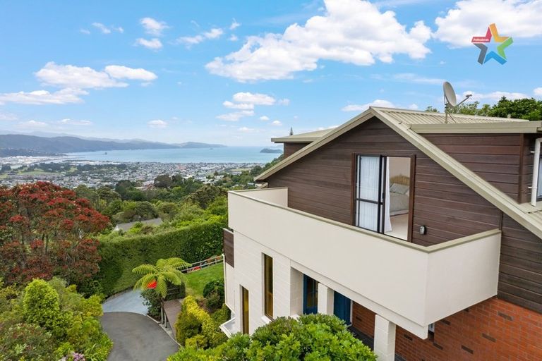 Photo of property in 57 Pokohiwi Road, Normandale, Lower Hutt, 5010