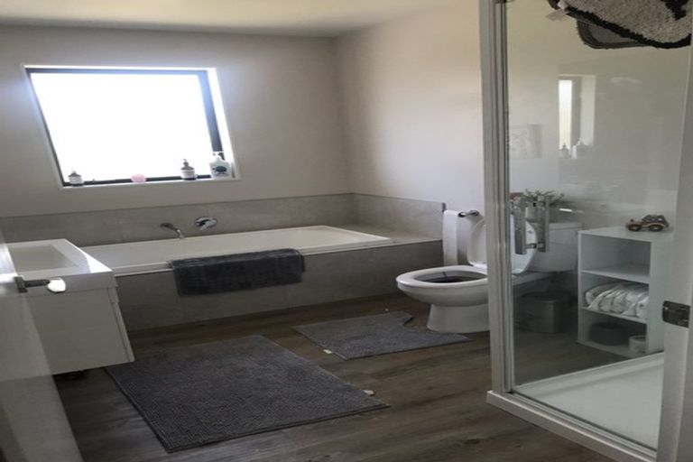 Photo of property in 4 Colebrook Drive, Rolleston, 7614