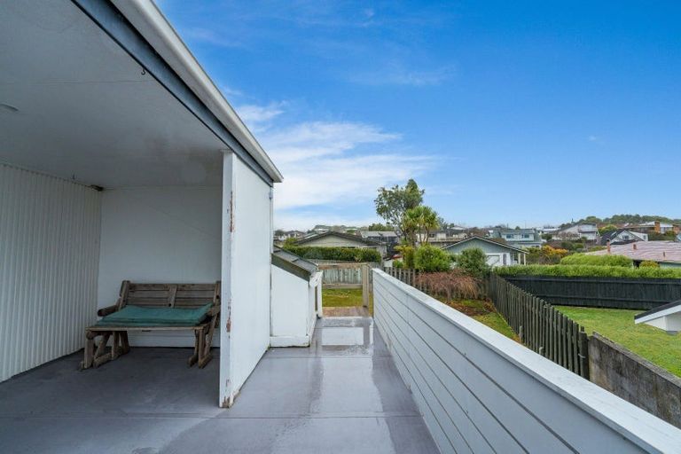 Photo of property in 4 Battersea Place, Richmond Heights, Taupo, 3330
