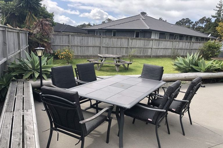 Photo of property in 13 Karo Street, Ruakaka, 0116