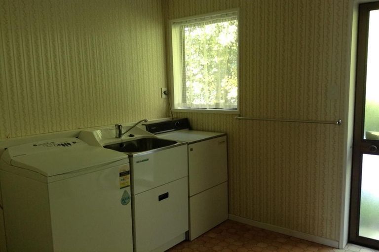 Photo of property in 746 Queens Drive, Waikiwi, Invercargill, 9810