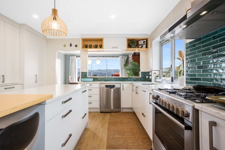 Photo of property in 11 Spinnaker Drive, Whitby, Porirua, 5024