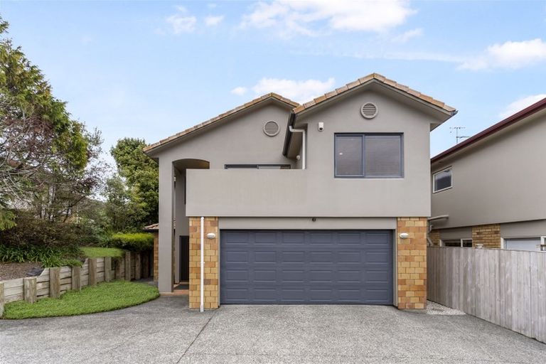 Photo of property in 1a Simmental Crescent, Somerville, Auckland, 2014