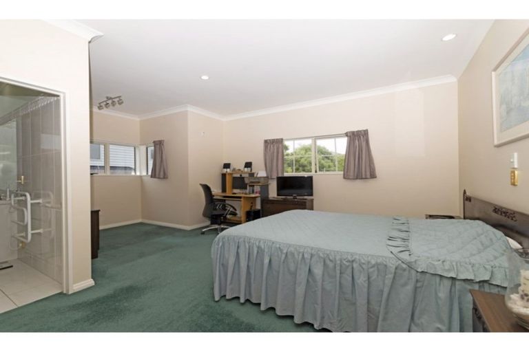 Photo of property in 7 Semillon Avenue, Henderson, Auckland, 0612