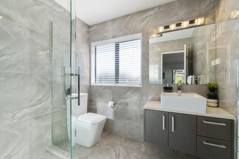 Photo of property in 8 Laylin Place, Pukekohe, 2120