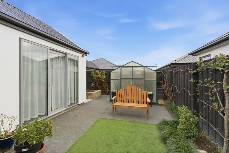 Photo of property in 15 Larissa Road, Halswell, Christchurch, 8025