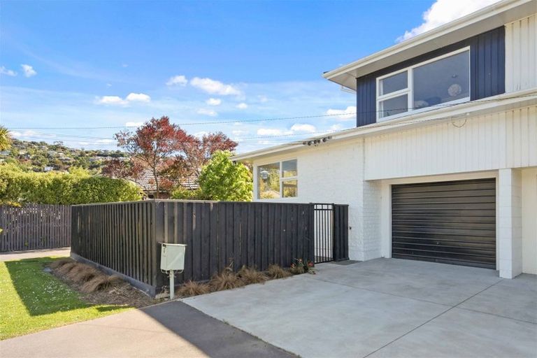 Photo of property in 6 Lascelles Street, Saint Martins, Christchurch, 8022