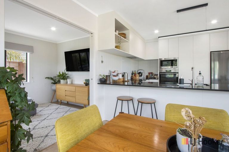 Photo of property in 68 The Crescent, Waihi Beach, 3611