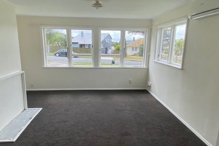 Photo of property in 34a-b Astrolabe Street, Cannons Creek, Porirua, 5024