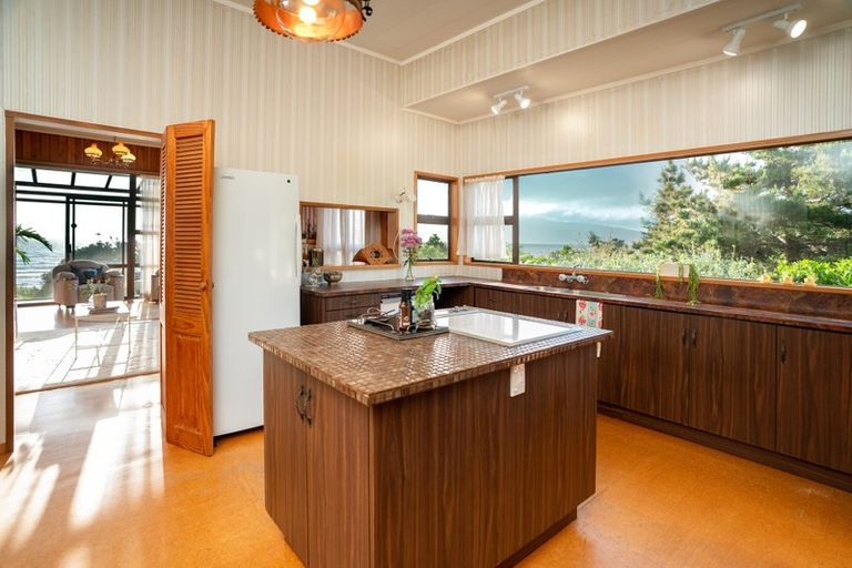 Photo of property in 14 Kirkway, Raumati Beach, Paraparaumu, 5032