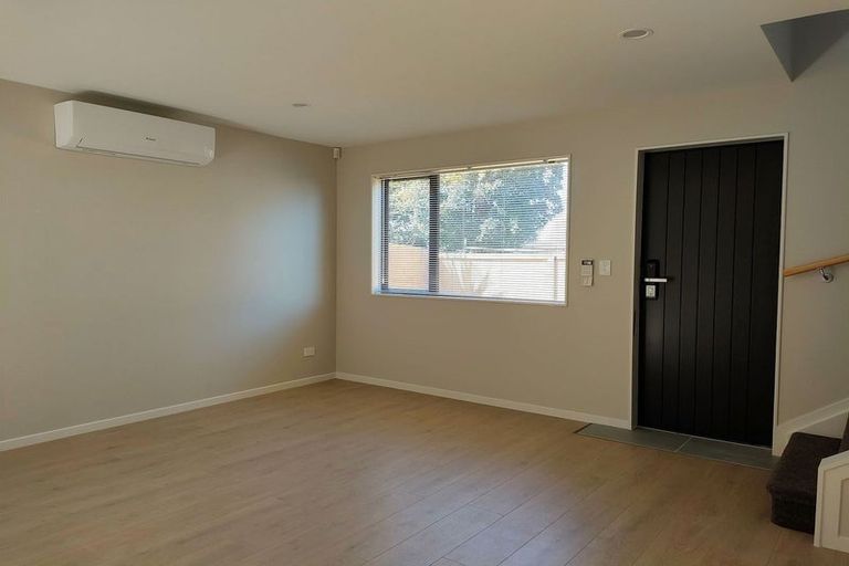 Photo of property in 147a Pigeon Mountain Road, Half Moon Bay, Auckland, 2012