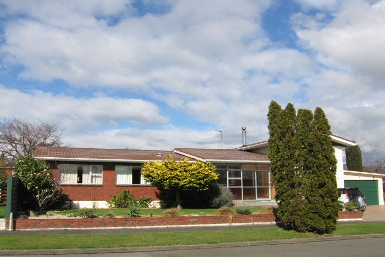 Photo of property in 9 Kapiti Place, Awapuni, Palmerston North, 4412