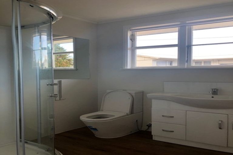 Photo of property in 22 Olive Crescent, Papatoetoe, Auckland, 2025