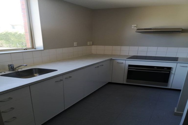 Photo of property in 1/28 Armagh Street, Christchurch Central, Christchurch, 8013