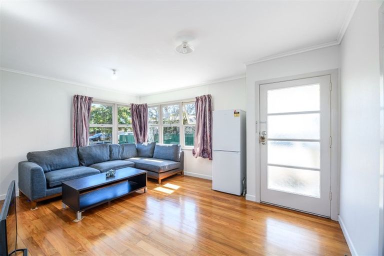Photo of property in 1/95 Rathgar Road, Henderson, Auckland, 0610