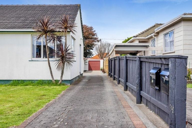 Photo of property in 9b Drake Street, Vogeltown, New Plymouth, 4310