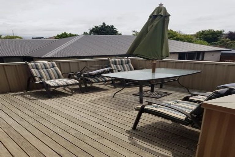 Photo of property in 73 Arthur Street, Seaview, Timaru, 7910