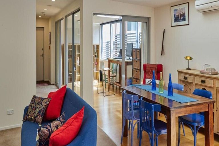 Photo of property in Sol Apartments, 28/37 Jessie Street, Te Aro, Wellington, 6011