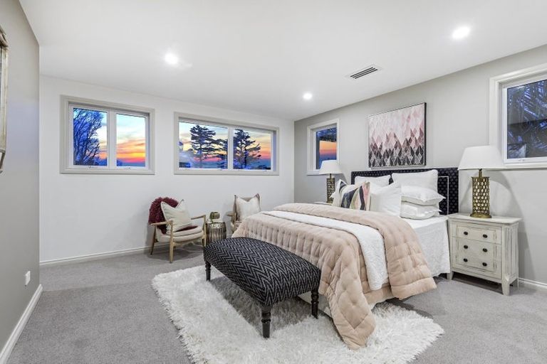 Photo of property in 19 Oak Manor Drive, Albany, Auckland, 0632