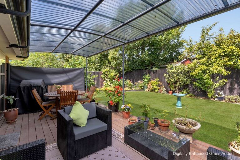 Photo of property in 2b Bank Street, Amberley, 7410