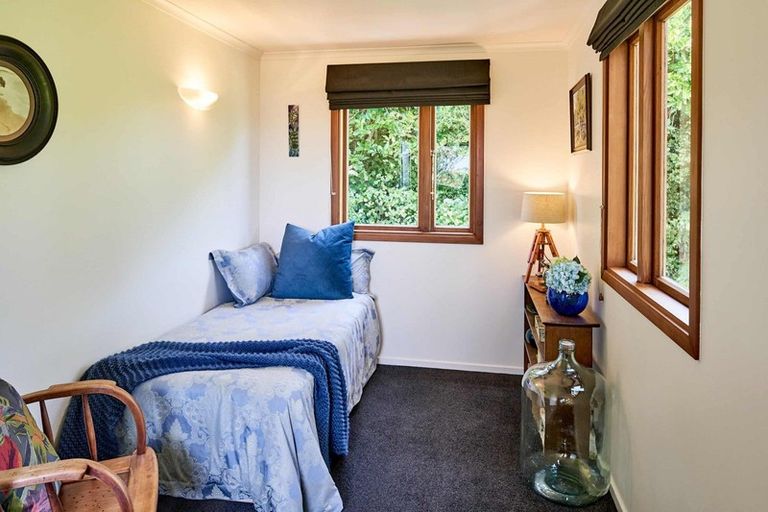 Photo of property in 80 Cluny Road, Plimmerton, Porirua, 5026