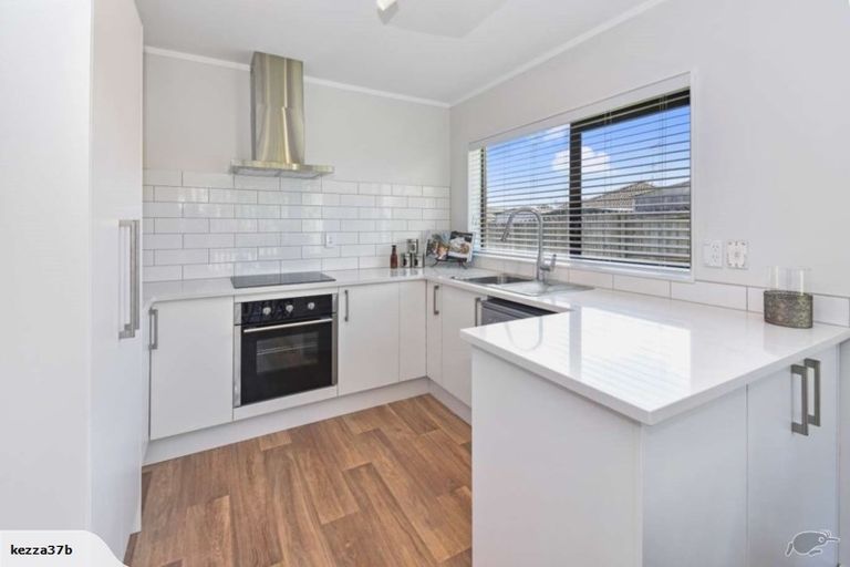 Photo of property in 8 Colt Place, Randwick Park, Auckland, 2105