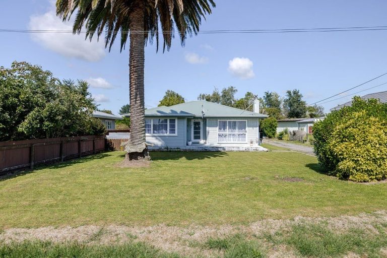 Photo of property in 12 Tiraumea Road, Pahiatua, 4910