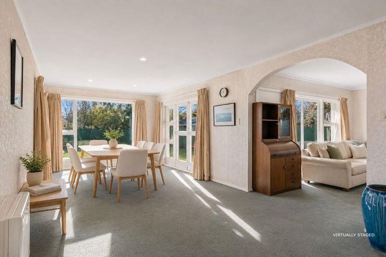 Photo of property in 22 Rossiter Avenue, Redwood, Christchurch, 8051