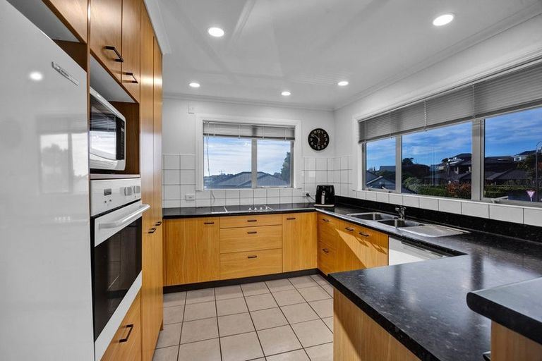 Photo of property in 85 Wallath Road, Westown, New Plymouth, 4310