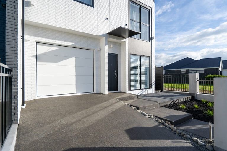 Photo of property in 27 Terry Came Drive, Cambridge, 3434