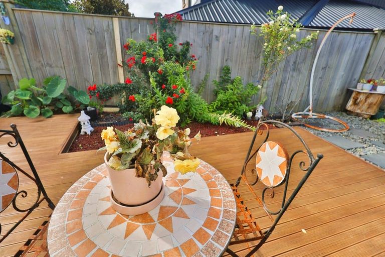Photo of property in 16 Francesco Drive, Karaka, Papakura, 2113