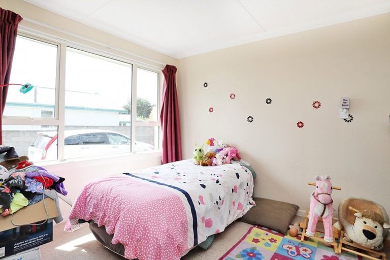 Photo of property in 23 Kowhai Avenue, Hargest, Invercargill, 9810