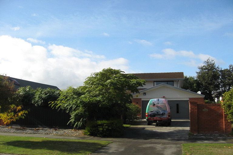 Photo of property in 32 Corfe Street, Ilam, Christchurch, 8041