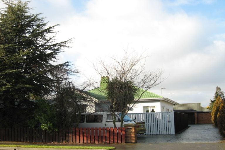 Photo of property in 128 Innes Road, St Albans, Christchurch, 8052
