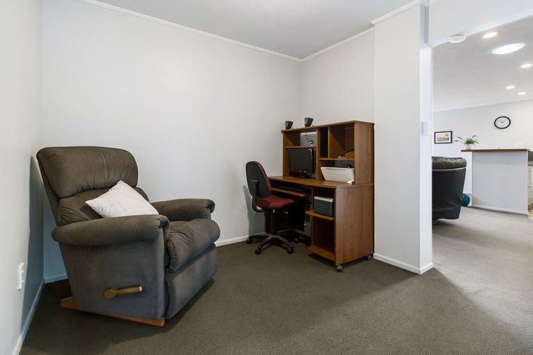 Photo of property in 25 Clyde Street, Seaview, Timaru, 7910