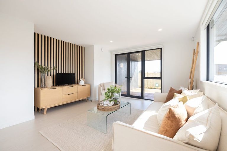 Photo of property in 91 Waituarua Drive, Takanini, Auckland, 2112