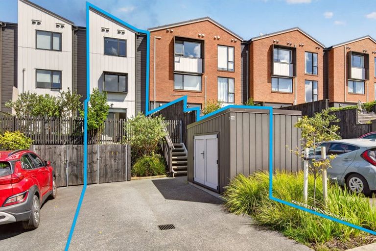 Photo of property in 46 Hobsonville Point Road, Hobsonville, Auckland, 0616