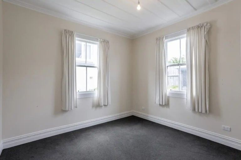 Photo of property in 160 Main South Road, Green Island, Dunedin, 9018