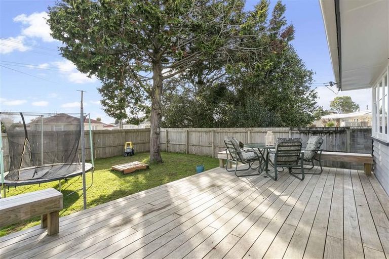 Photo of property in 1/47 Willis Road, Papakura, 2110