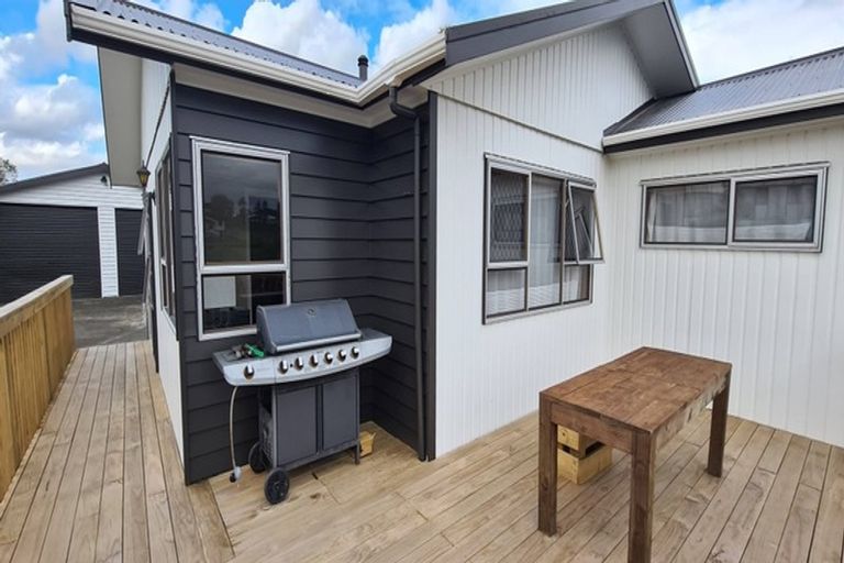 Photo of property in 28 Bickerstaffe Road, Maungaturoto, 0520