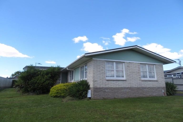 Photo of property in 12 Tanekaha Place, Pukete, Hamilton, 3200