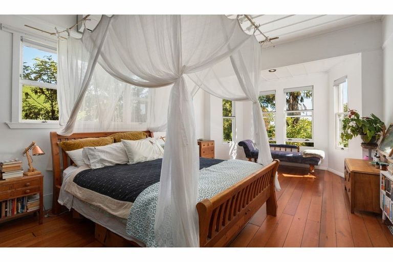 Photo of property in 150 Thames Coast Sh25 Road, Whakatete Bay, Thames, 3575