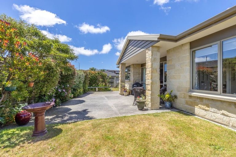 Photo of property in 21 Telford Way, Raumati Beach, Paraparaumu, 5032