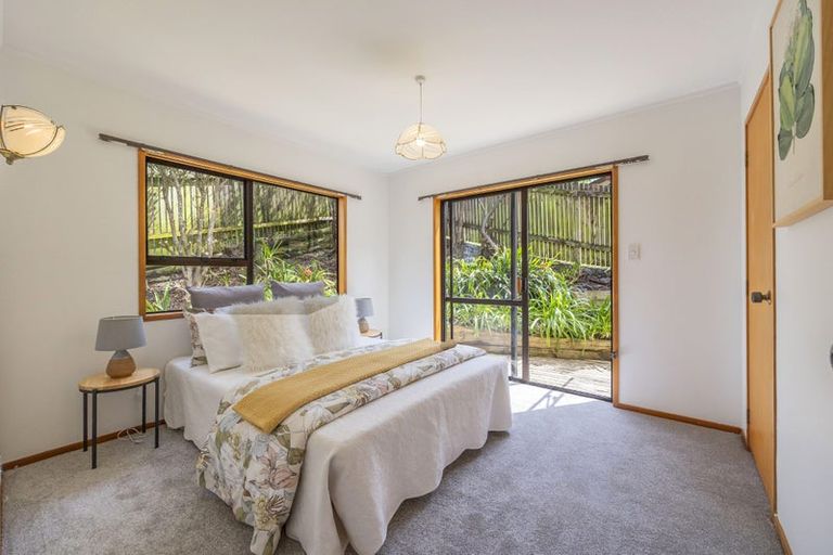 Photo of property in 6/406 East Coast Road, Sunnynook, Auckland, 0630