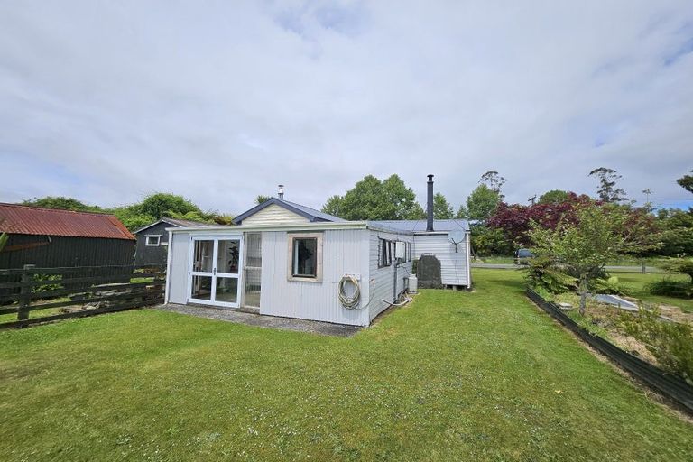 Photo of property in 129 Third Street, Kumara, 7832