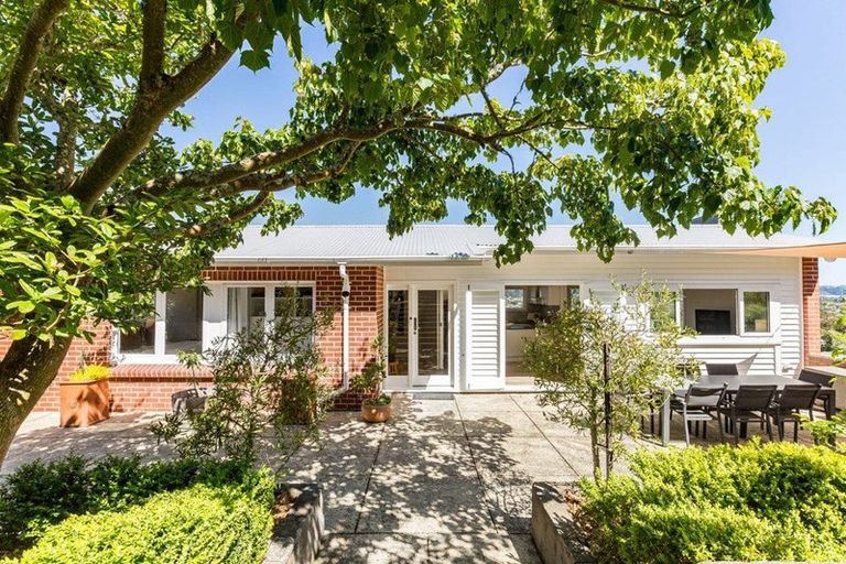 Photo of property in 18 Palm Grove, Belmont, Lower Hutt, 5010