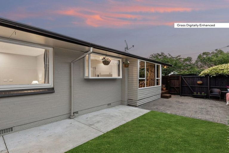 Photo of property in 20 Dunster Street, Burnside, Christchurch, 8053