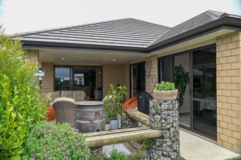 Photo of property in 3 Hurunui Drive, Te Awa, Napier, 4110