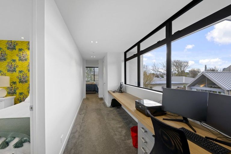 Photo of property in 3a Ngahere Street, Fendalton, Christchurch, 8041