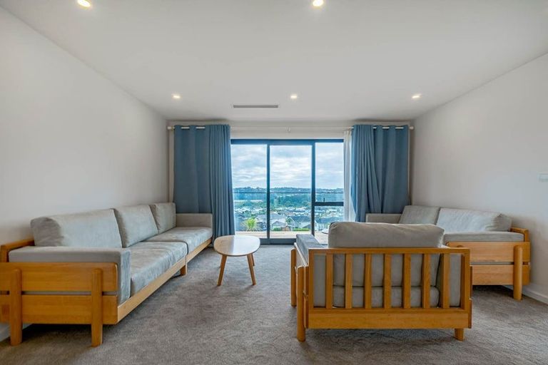 Photo of property in 2 Anehu Place, Greenhithe, Auckland, 0632